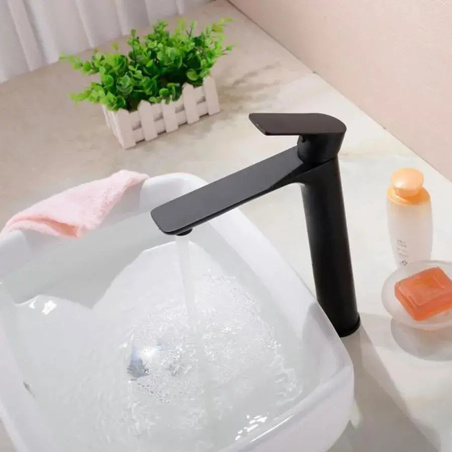 Μπαταρία Washbasin, υγιεινό ορείχαλκο, μαύρο, CF2028