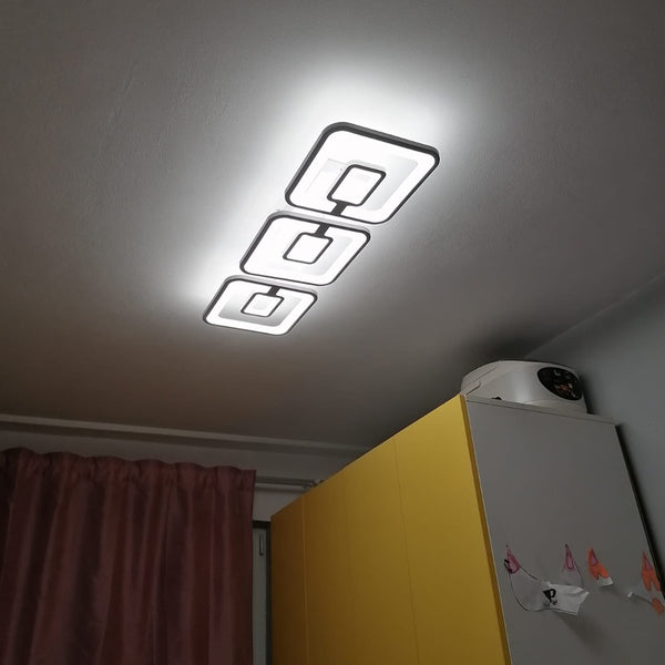 Φωτογραφία πελάτη: Πολυέλαιοι LED