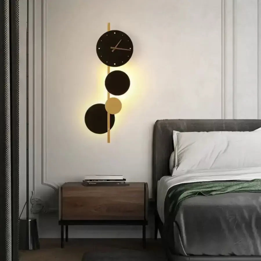 Εφαρμόστε LED Bryson 18W Ενσωματωμένο Black Gold Clock