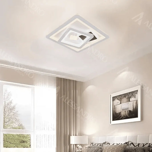 Η λαγνεία οδήγησε τη Juliette 36W Black White
