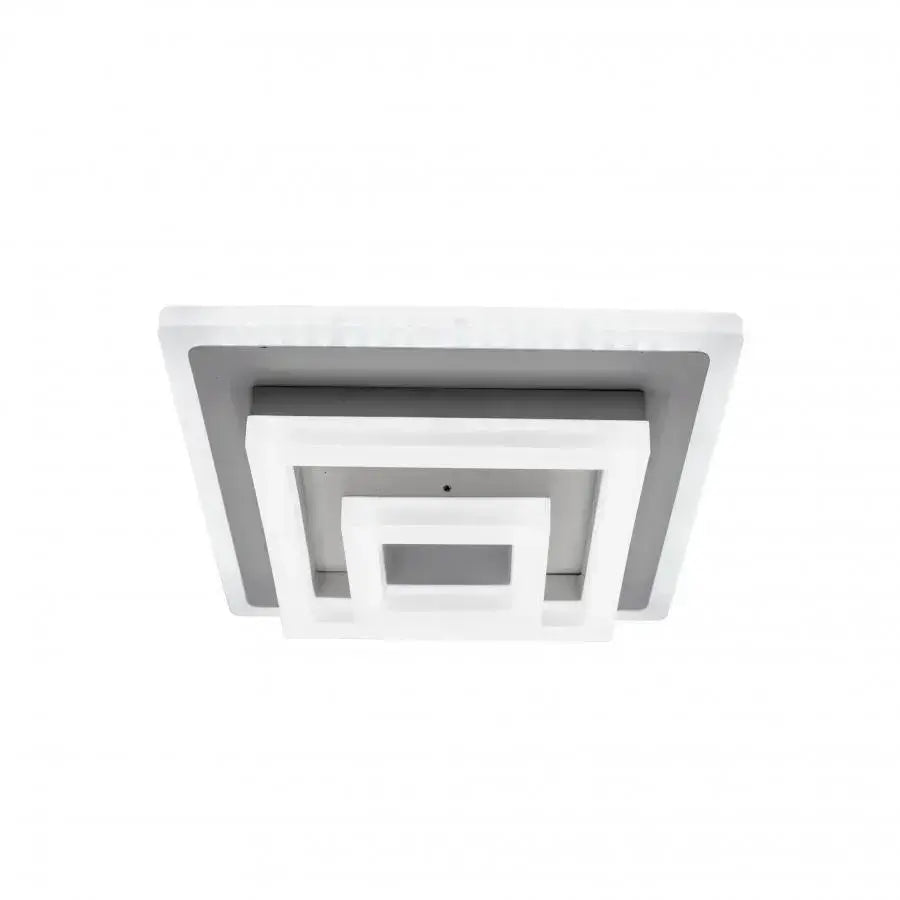 Η λαγνεία οδήγησε το Medeea 24W White