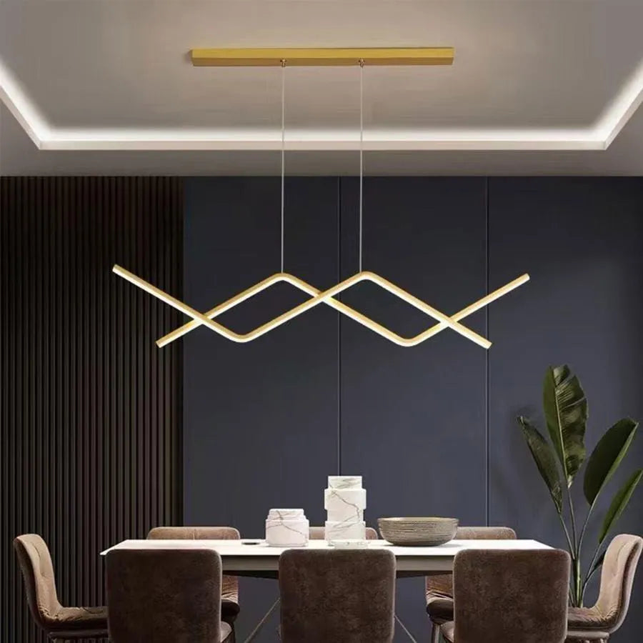 LED Lulus με τον ηγέτη Naomi 72W Auriu Dimabil
